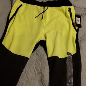 WT02 Black/Neon Sweatpants